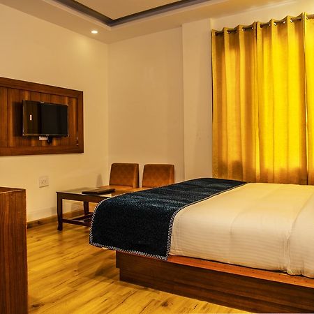 Jade Vine Resort Шимла Екстериор снимка
