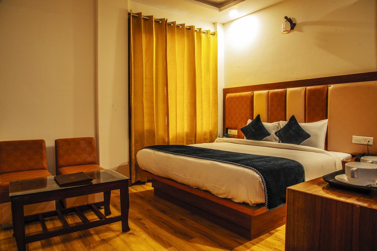 Jade Vine Resort Шимла Екстериор снимка