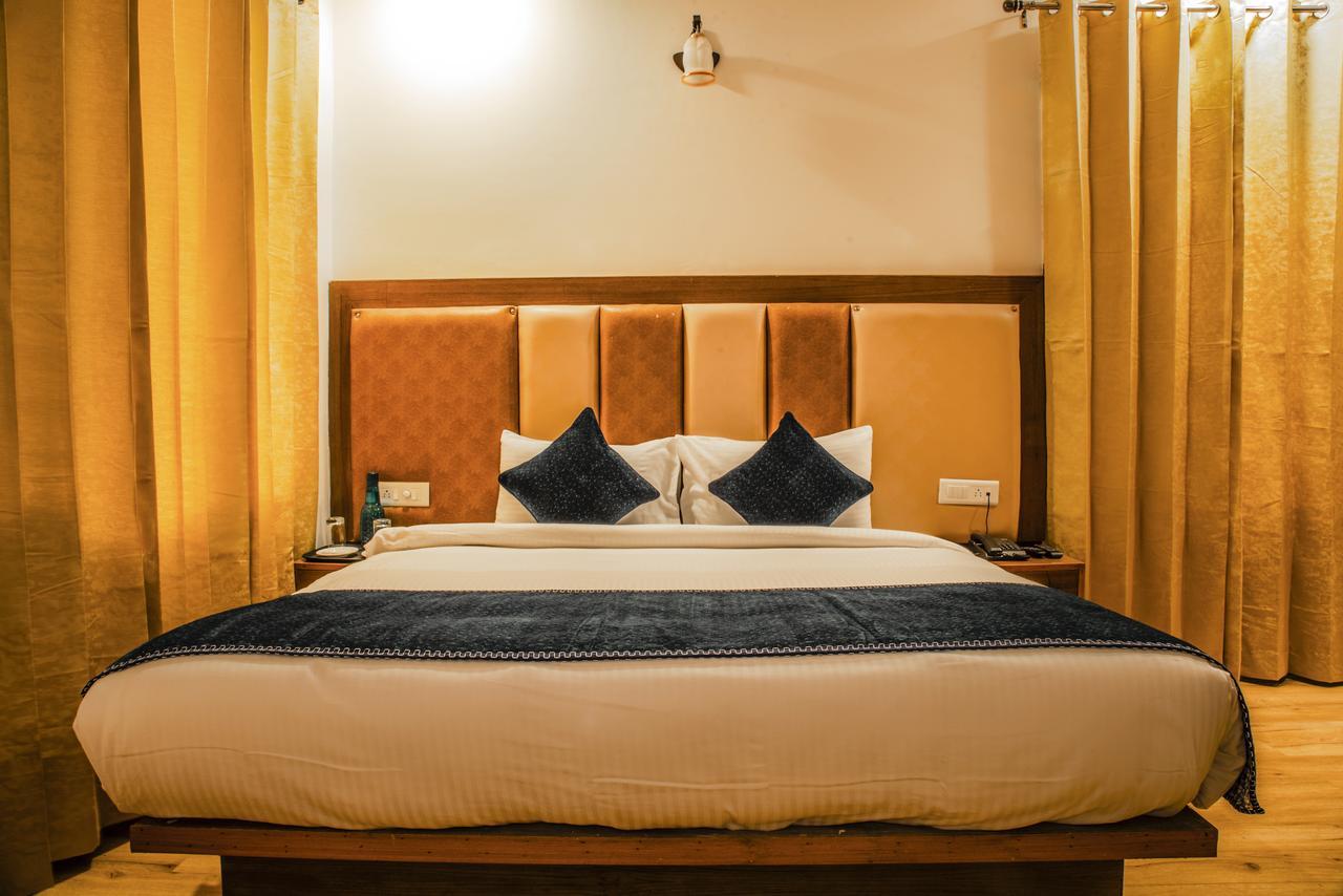 Jade Vine Resort Шимла Екстериор снимка